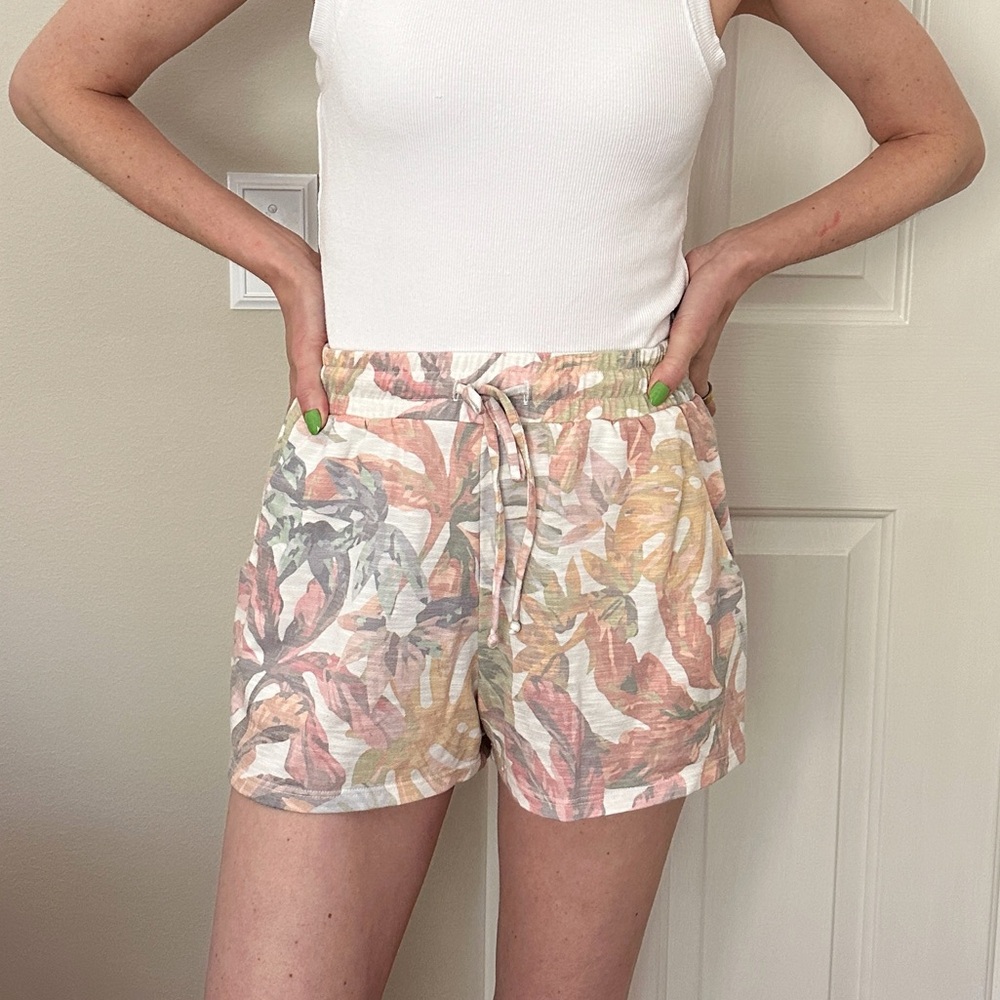 Show Me Your MuMu High Waist Red and Orange Shorts